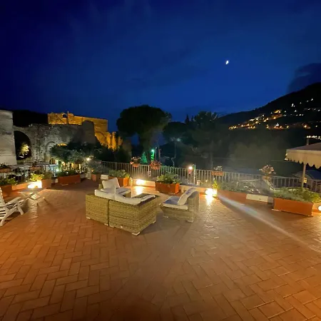 Antica Porta Residence, In The Center Of Ravello, 3 Min Walk Within Rufolo And The Main Square
